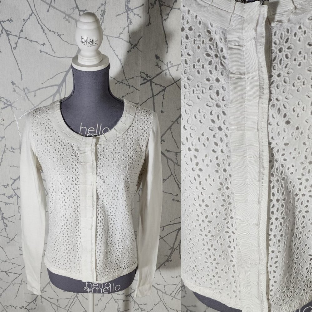 T Tahari White Eyelet Overlay Zip Front Blouse Cottagecore